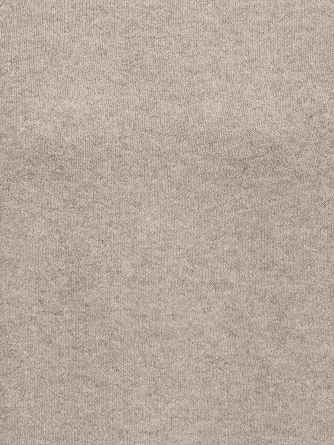 model_shot-detail